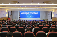 通过无人机、智能机械人、智能小车等项校企结